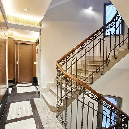 Nexus Santa Maria Luxury Apartment *