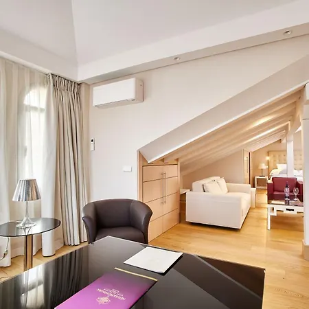 아파트 Nexus Santa Maria Luxury